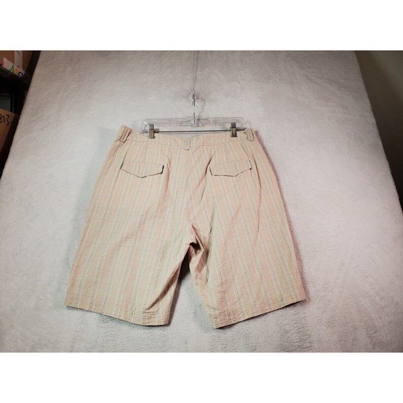 Woolrich Seersucker‎ Shorts Womens Size 16 Multi Railroad Stripes Slash Pockets - Picture 2 of 9